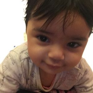 Meet your Posher, Hanan